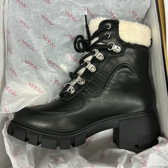 Black leather teddy fur boot - Picture 7 of 7